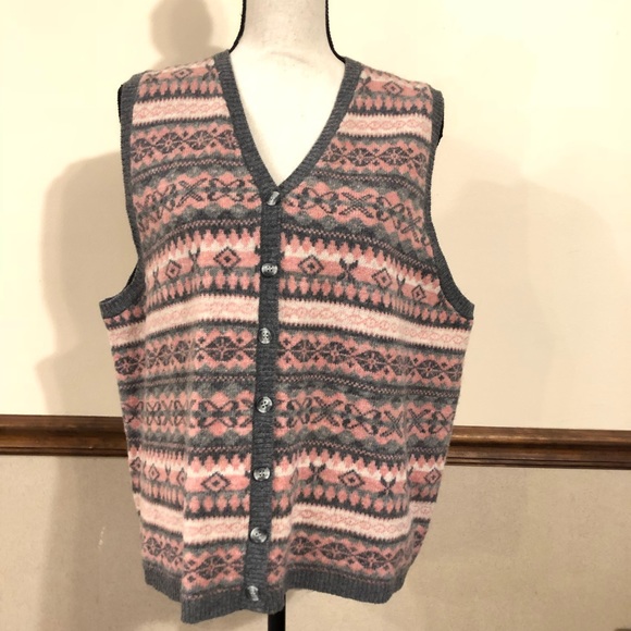 Pendleton Jackets & Blazers - PENDLETON 100% Lambs Wool  sweater vest